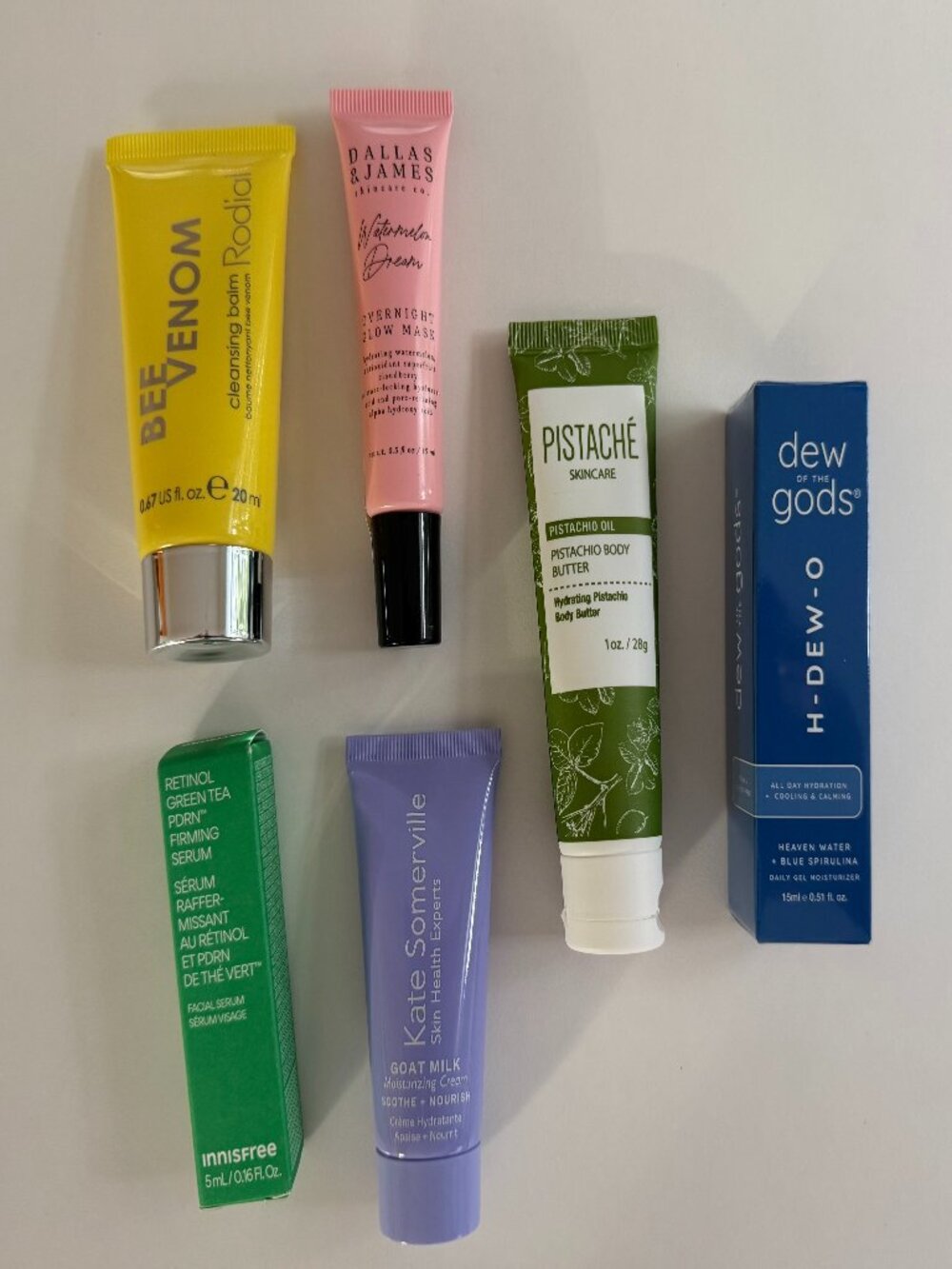NEW 6-Pc Deluxe Mini & Travel Skincare Bundle